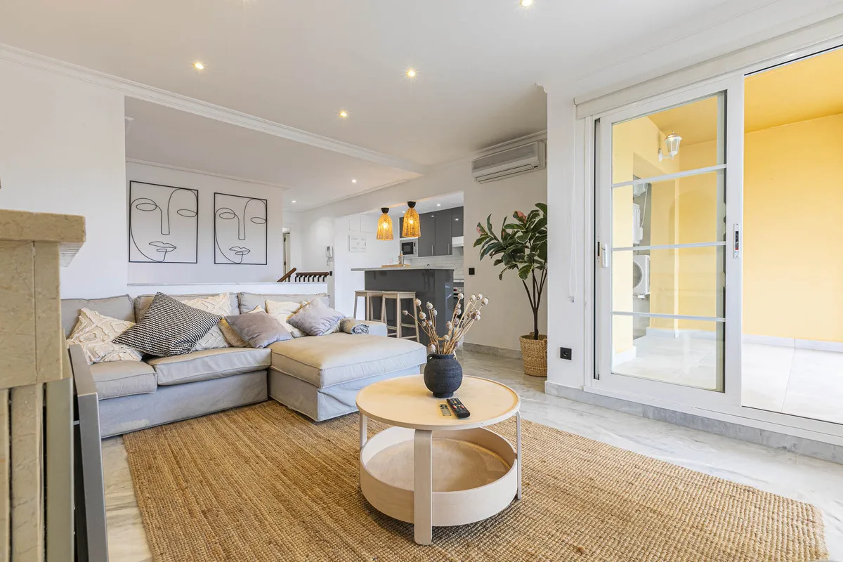 e12db1de-2e23-413e-9a01-b95a97207940