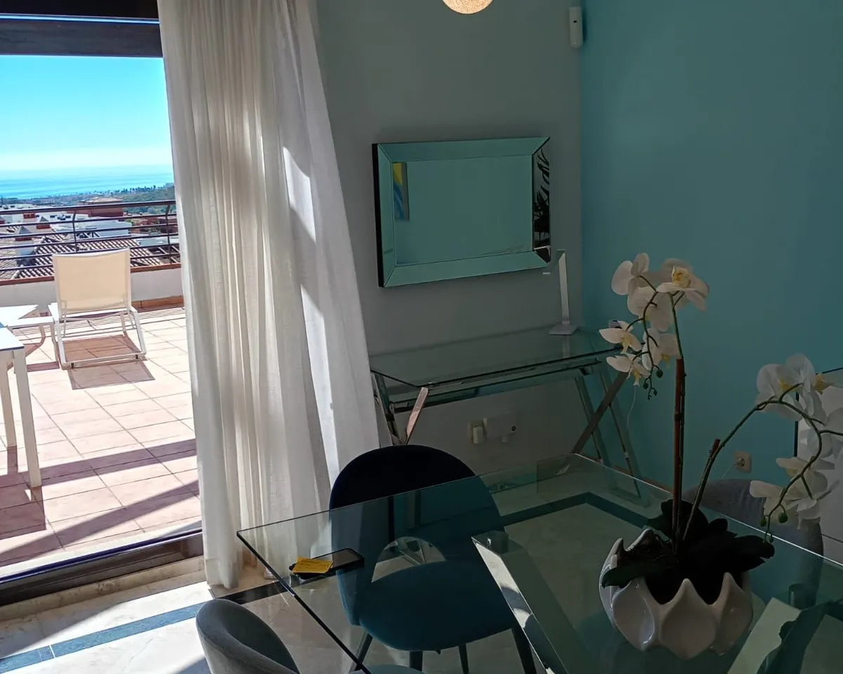 0a17d91f-0d15-453e-9651-ee374e703a5b