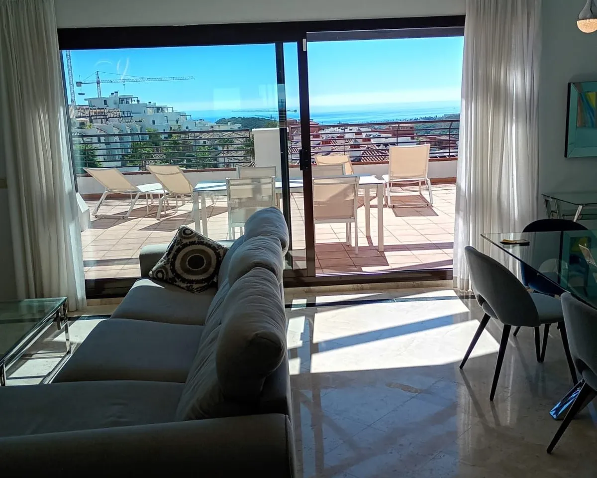 9b44b46c-e389-4096-8576-a862b9a00ae1