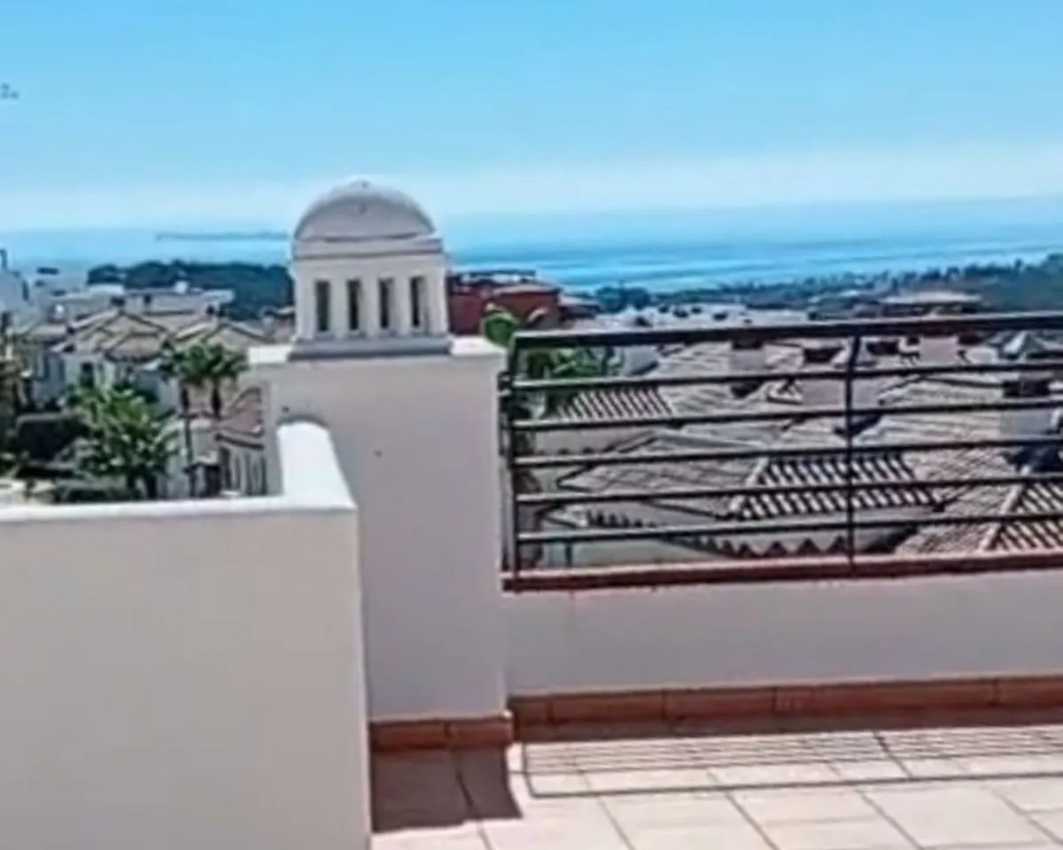 d020241f-7831-4e4b-aef1-06cc0be55247