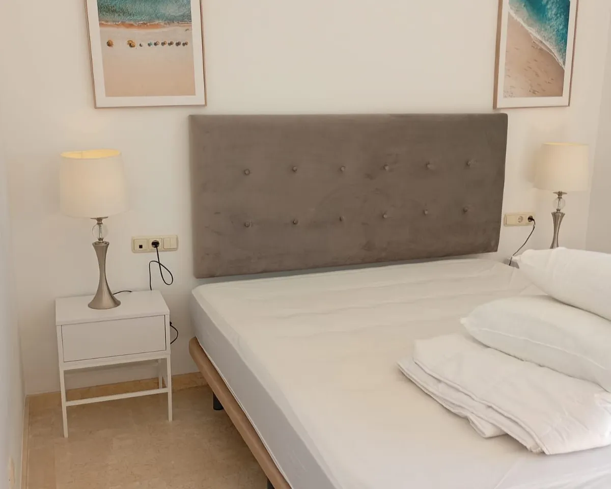 f1f2cfa5-2ab6-4f8c-b798-81e4b2583ce5