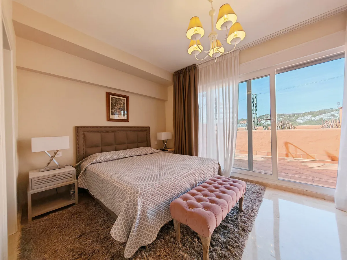 4a493f7e-49c5-45bf-b01b-84bc9ca9038d