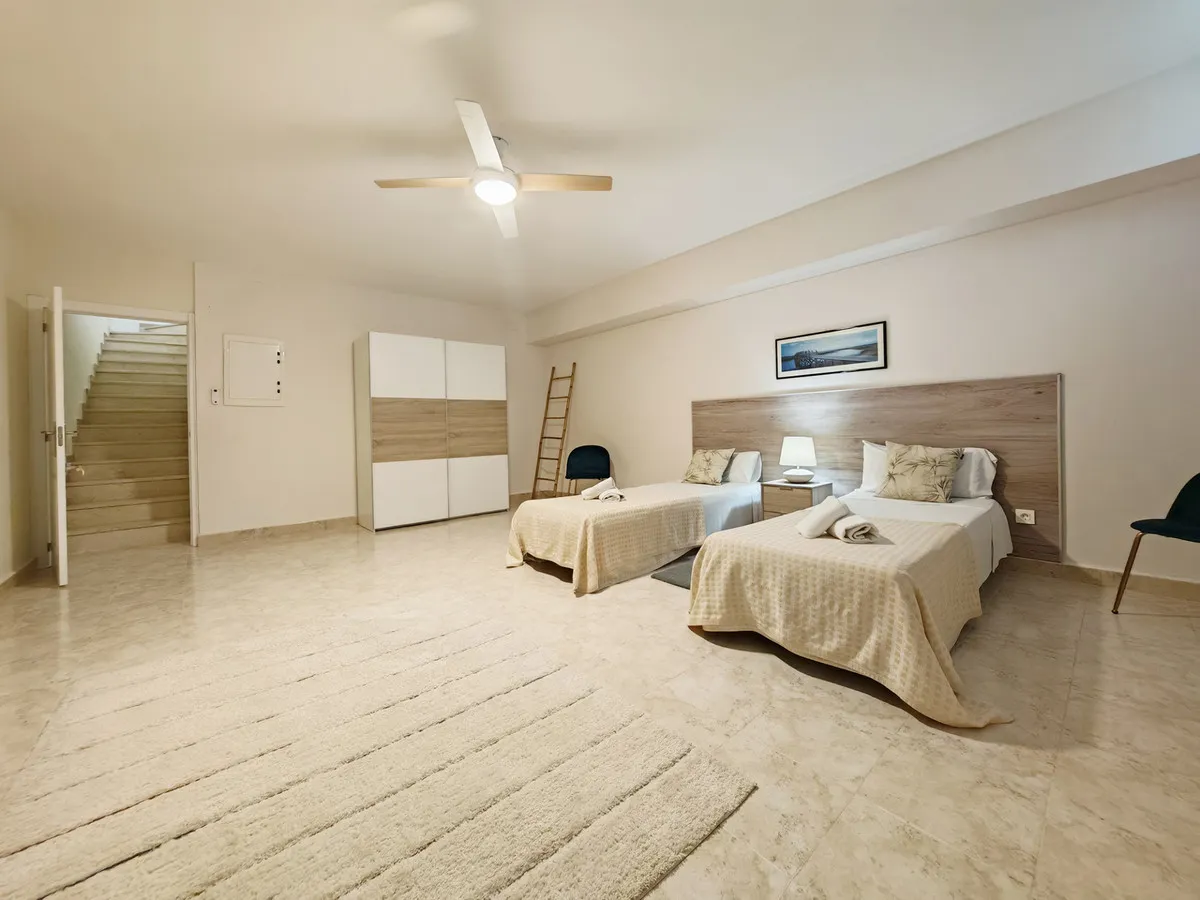 62d5fcff-45a1-487c-af7c-757e3d0e1ecd