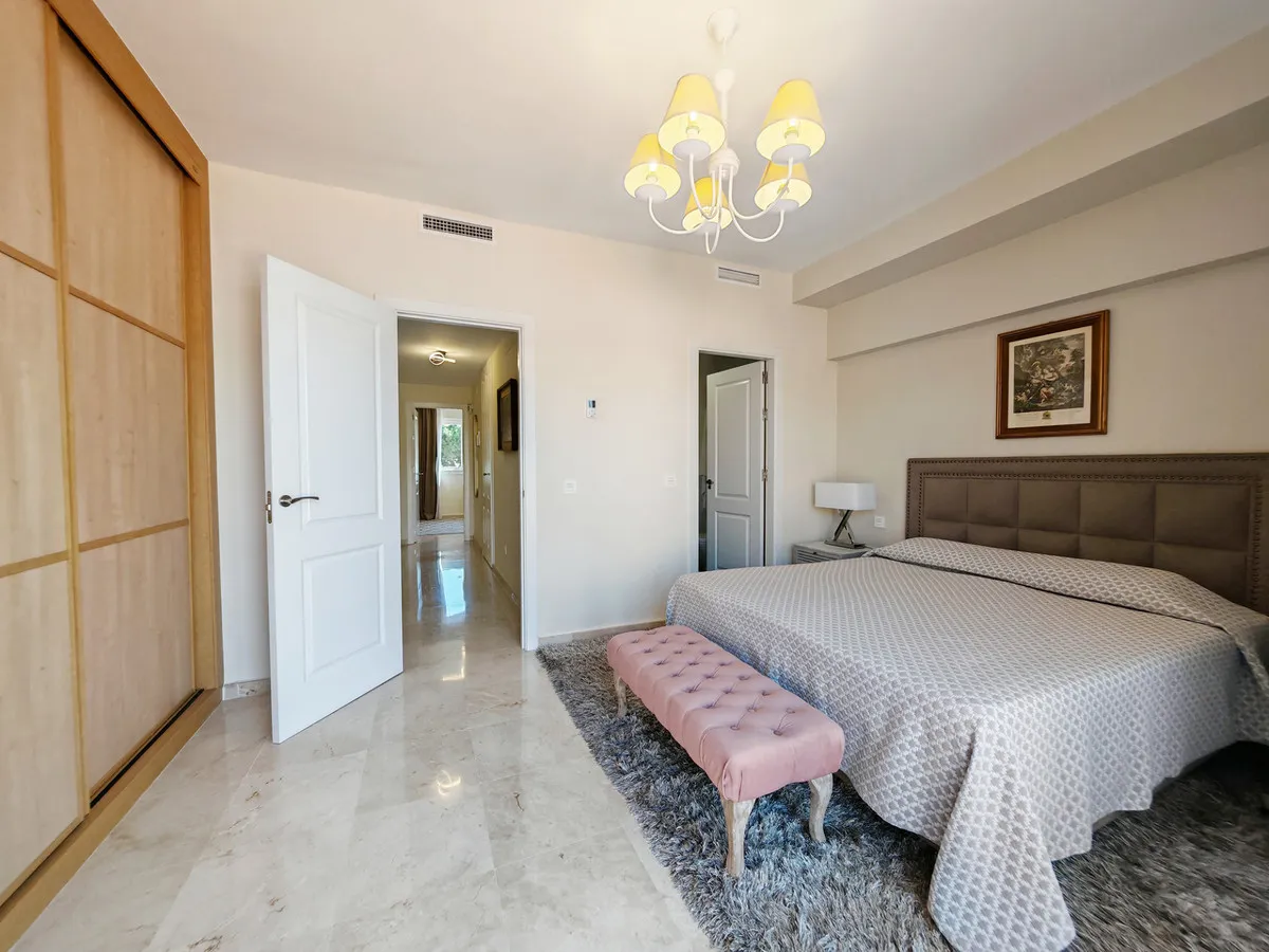 9ea3fd22-c6a2-4dff-8996-2c913ad5798f