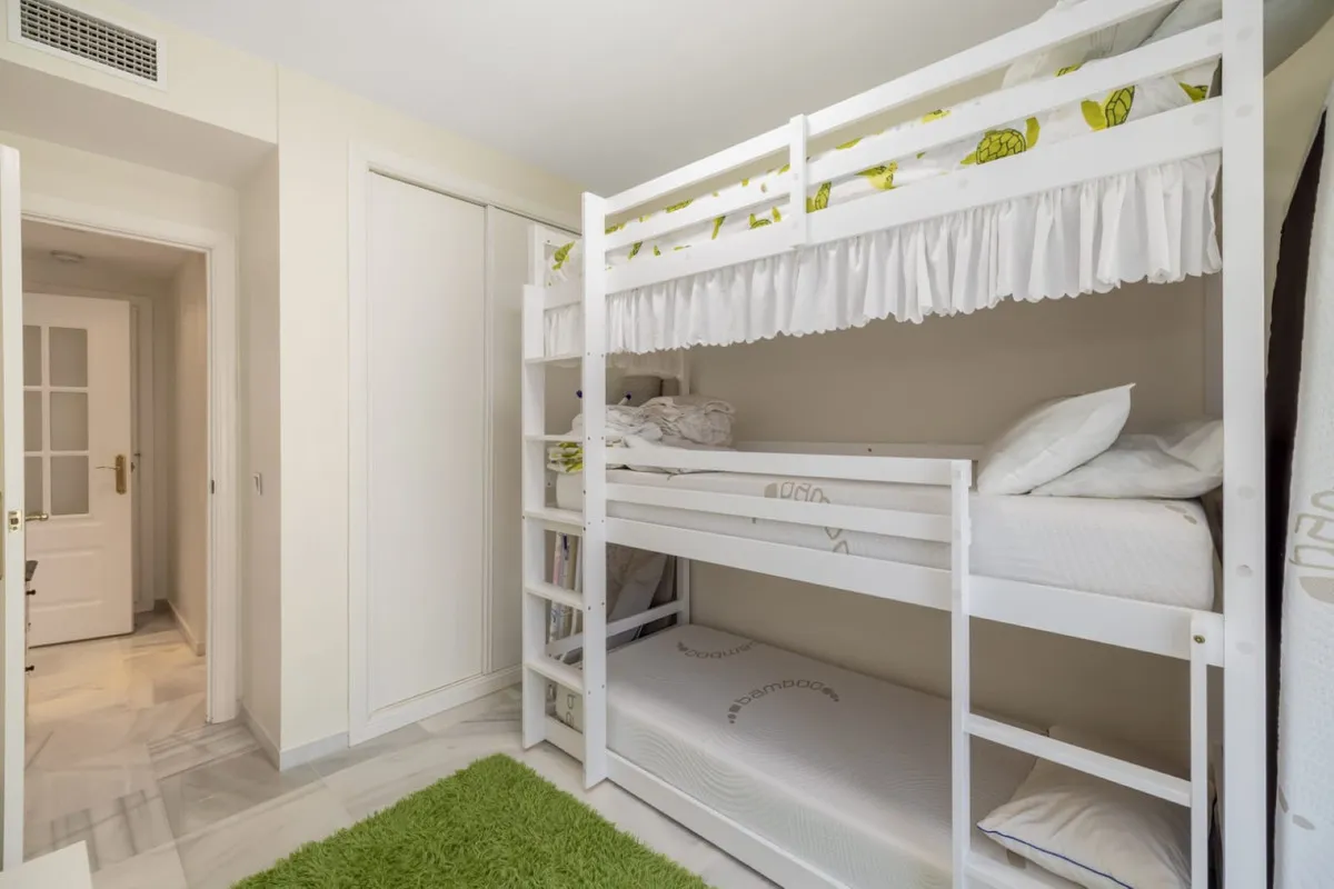 182fe08a-0f8b-482f-8111-ec63401edb4c