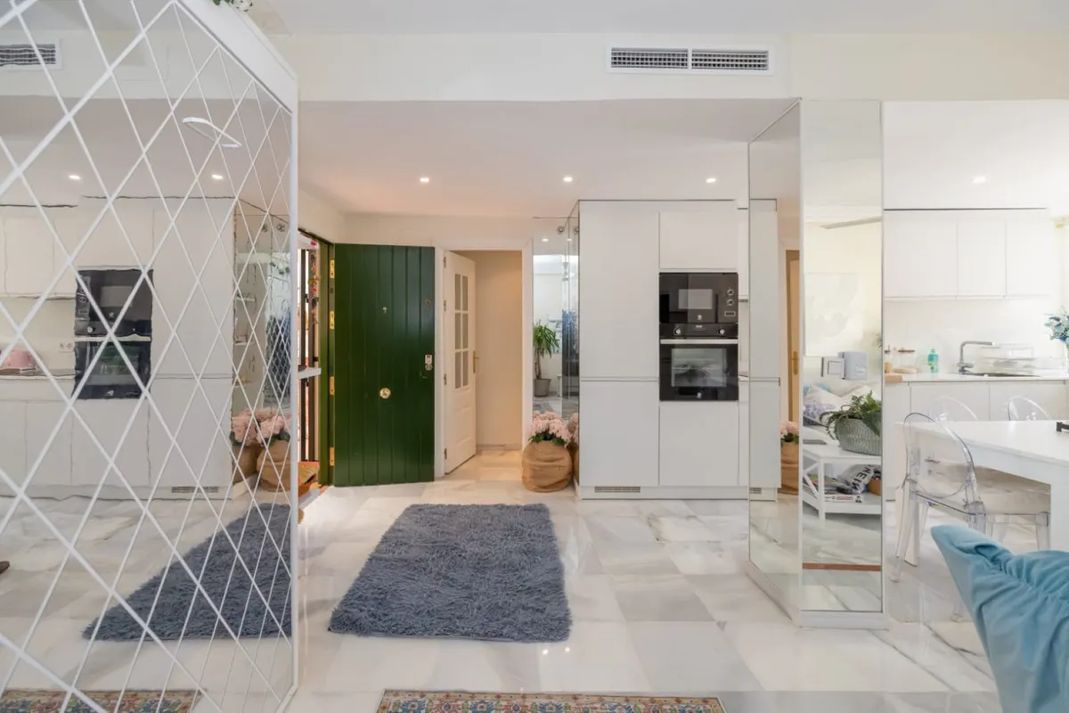 8dca7441-5b35-4868-8591-c2f3fa790b77