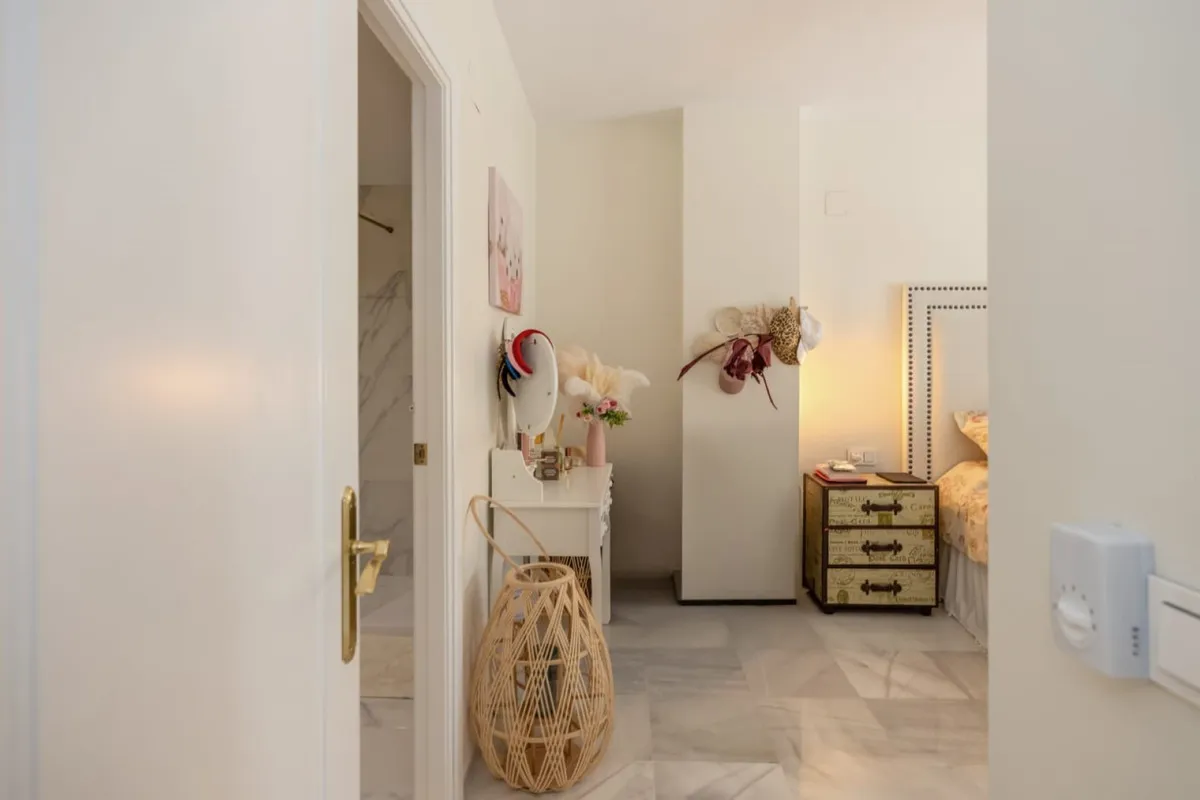 bf7a012f-740d-489f-ad3c-4aa644c773f4