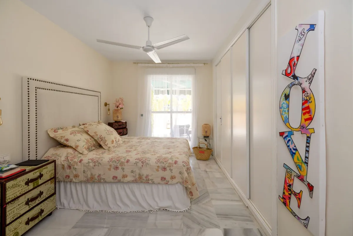 f666c425-c911-4b8c-8433-1a66b18f0f70