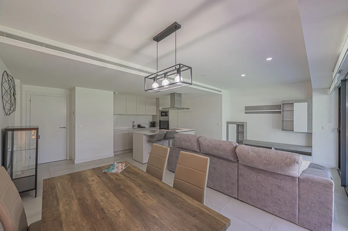 5a3884e4-9130-41e1-b109-ce4fe2b838df