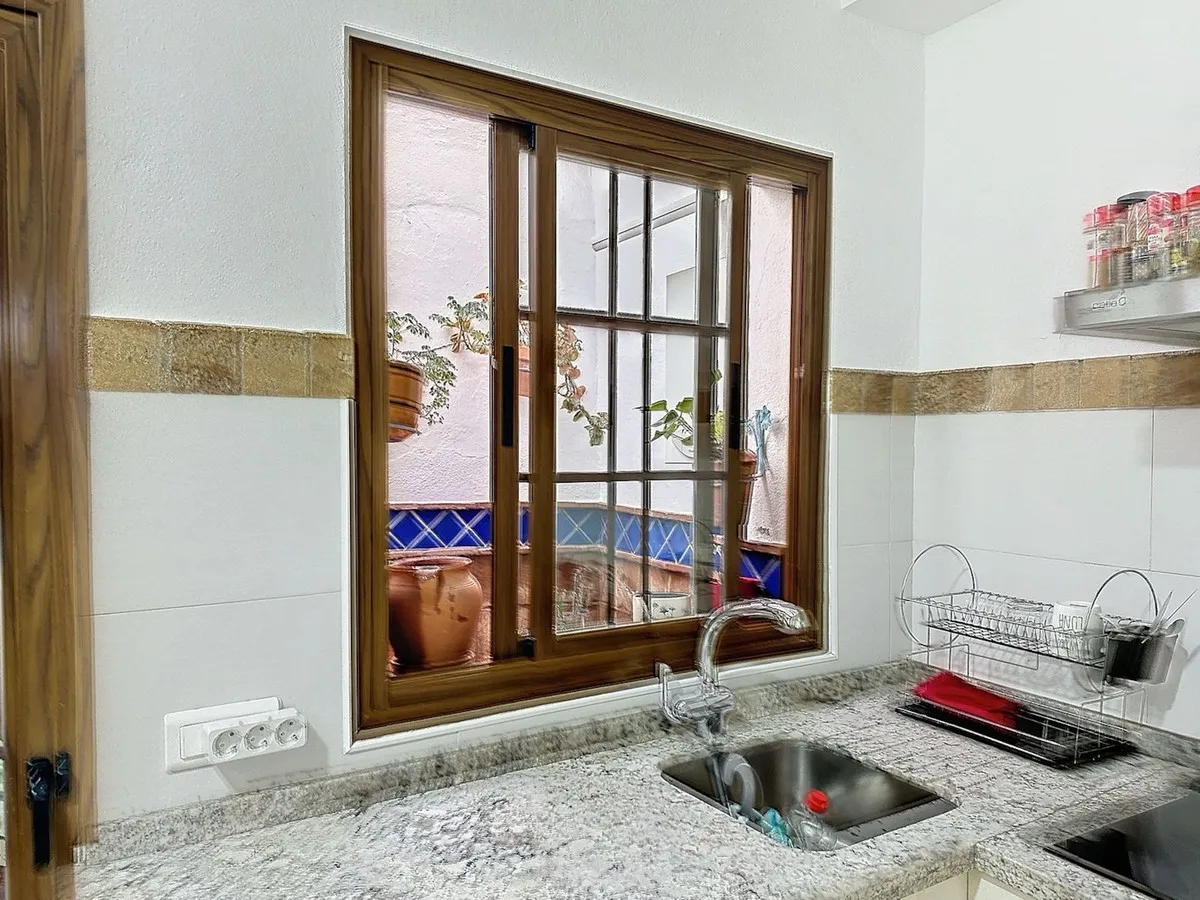 266469d4-b8d0-4833-8fef-9ca9bded878f