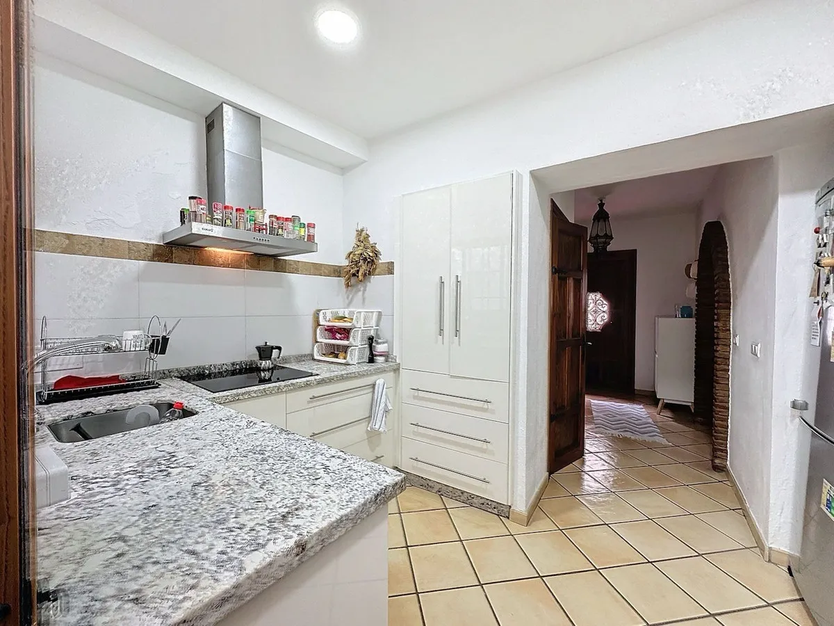 271b06db-d3f7-4250-ab19-a221d10ad608