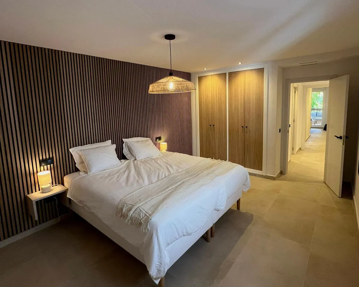 79c0c211-1b47-463d-88f4-70ca977a5747