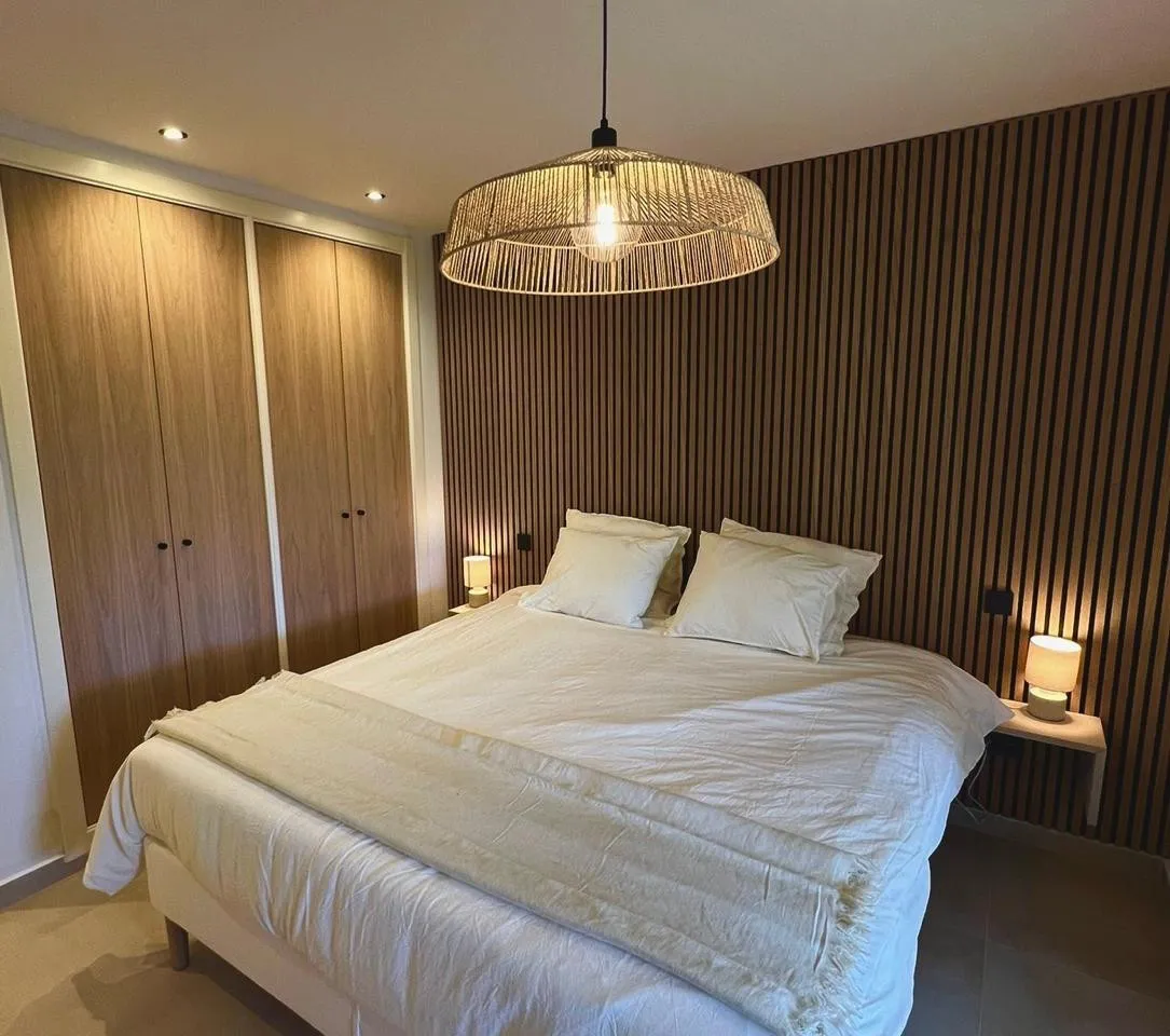 b35bcbd5-bcc4-40ff-93cb-1d3d2eeccba8