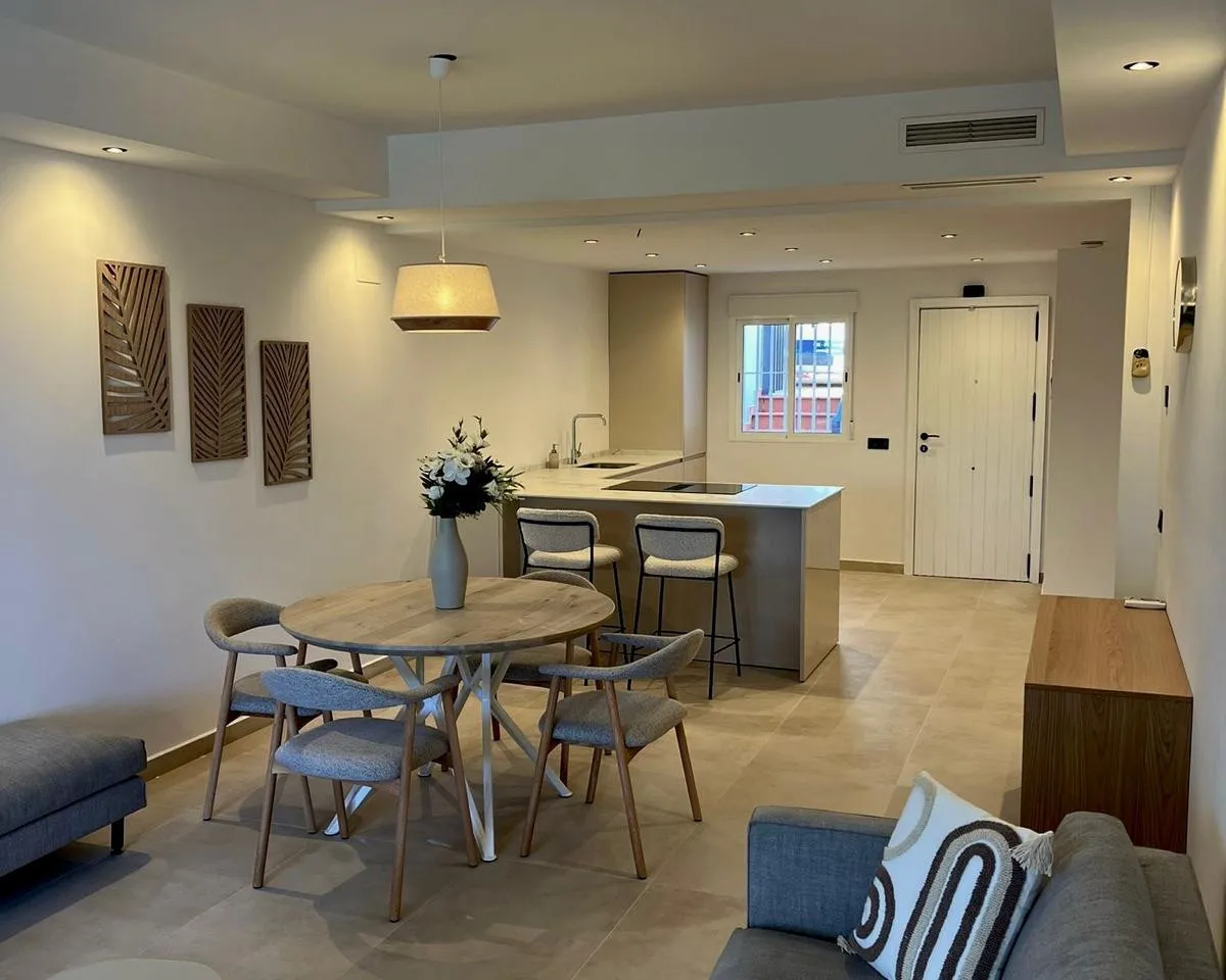 c218c9df-d219-460a-9f1a-0d14802f5839