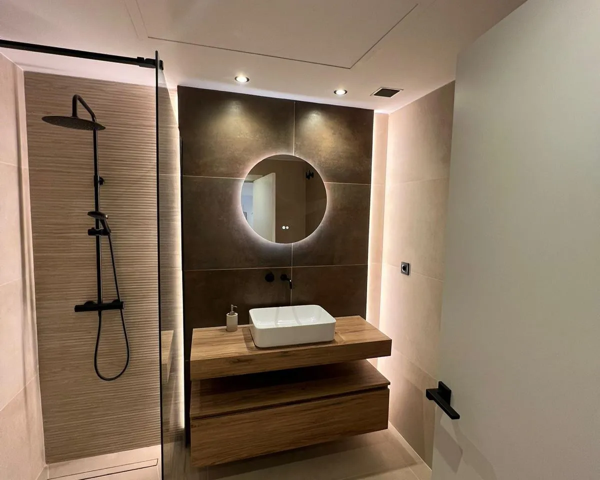 dc651ad6-d514-4e92-aa43-4ceb30802a87