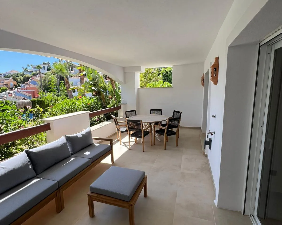 fbd9ab8b-eeda-4334-bc2a-42d04d0498af