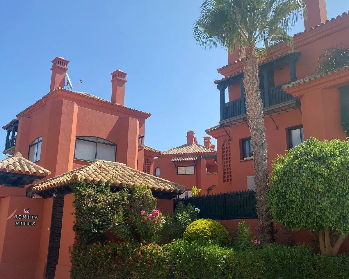 1f4e4235-0efb-4bf9-a616-b1b448a06a81