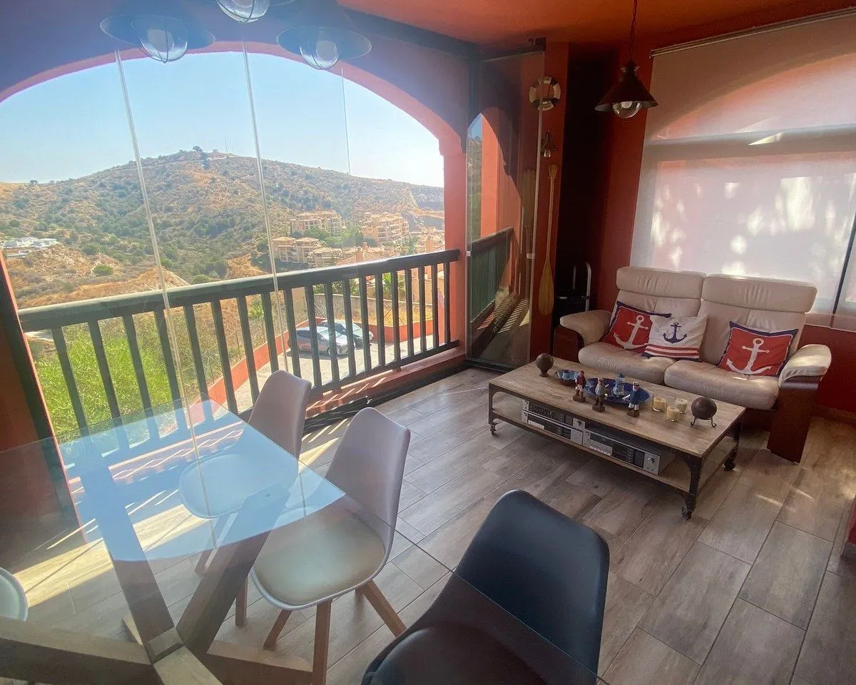 5de90f3a-8dee-4ee4-98e6-8ad6d235bf8f