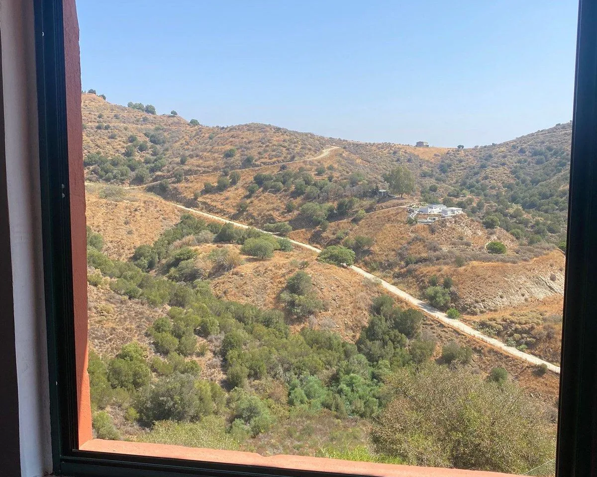 8320bb3a-062f-4877-b214-5a478c302828