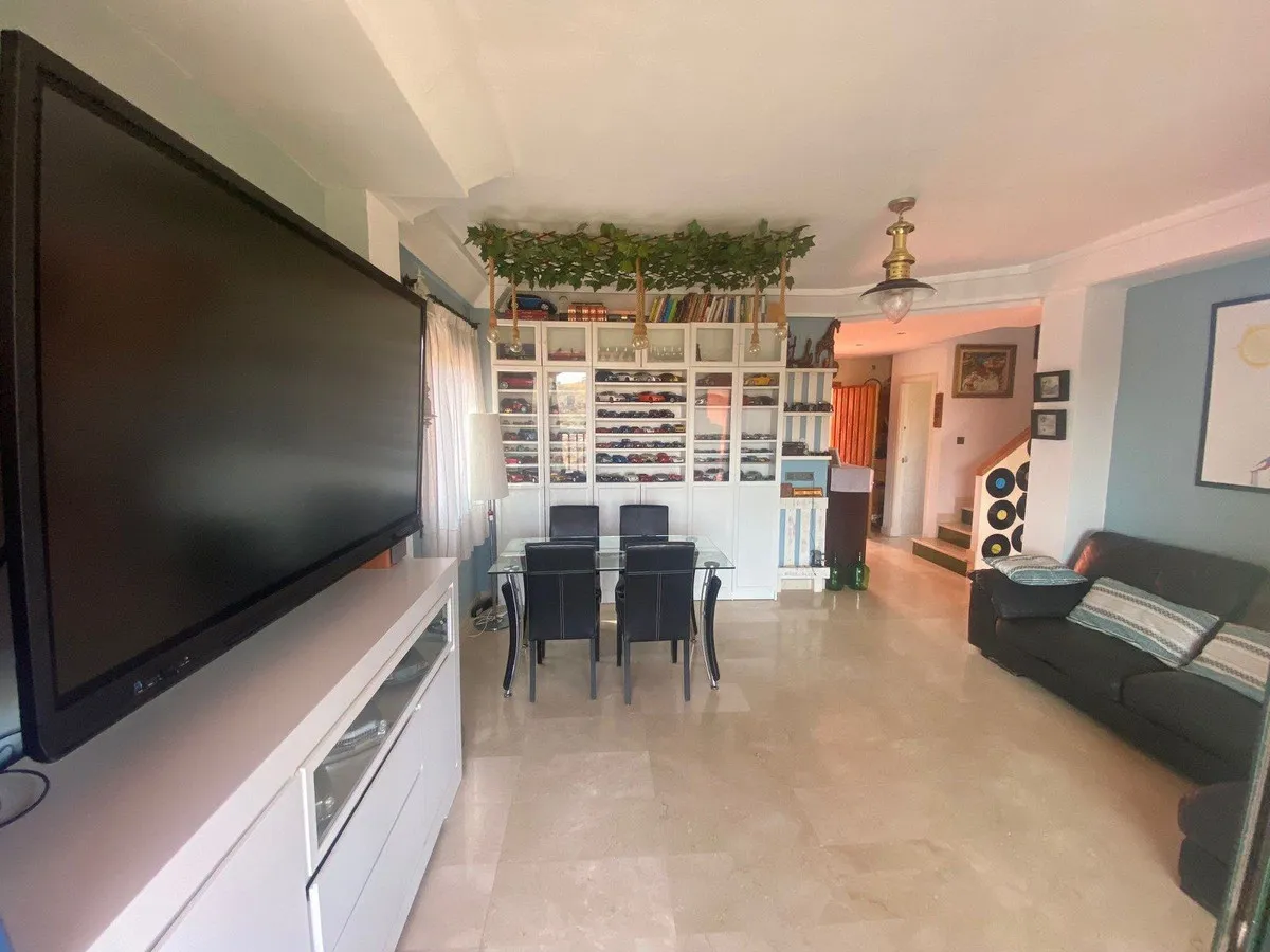 991c2826-5fc7-4076-995c-4cc782d58c69