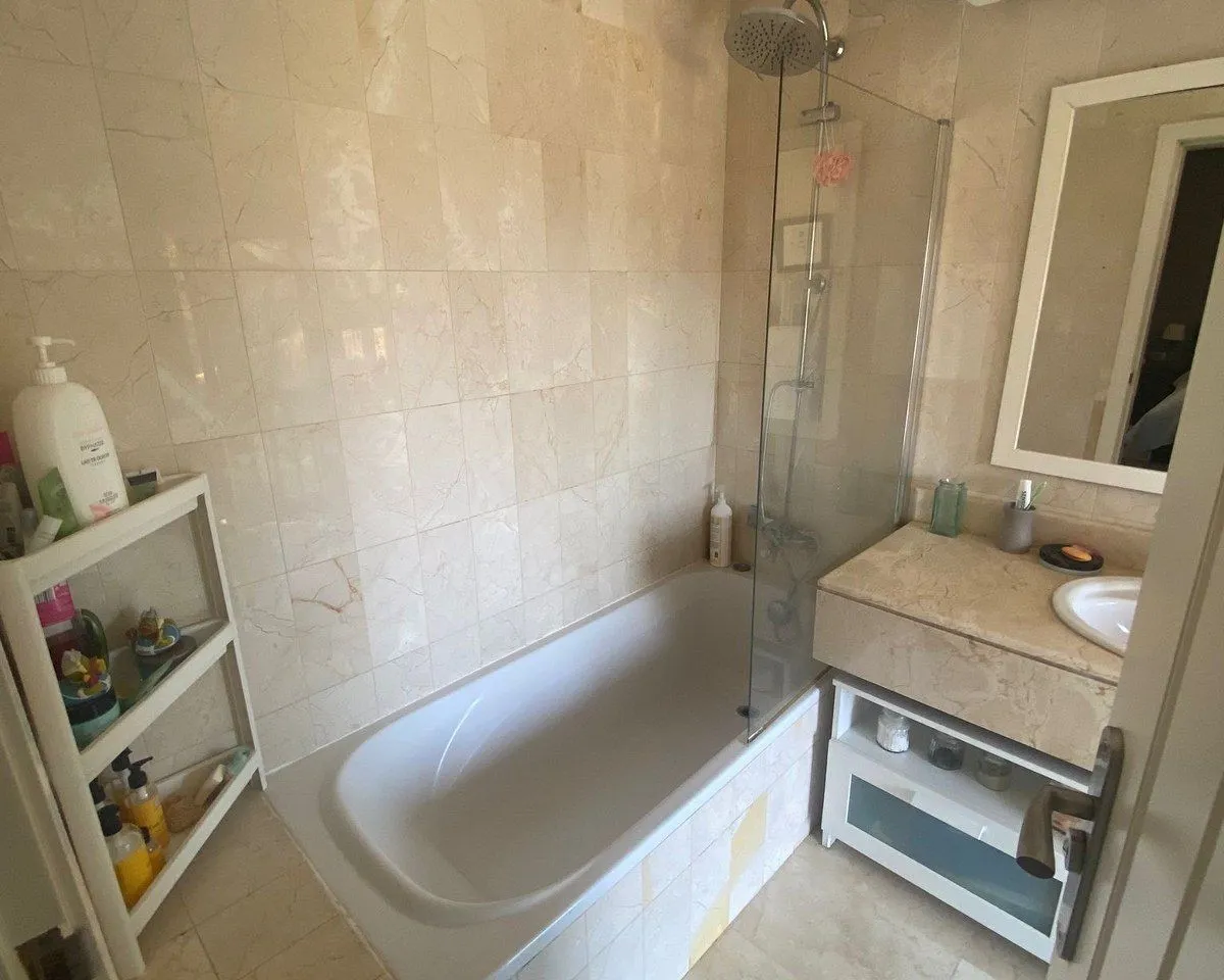 ab9a2425-3b86-4345-b8ce-934e1c17e1d0