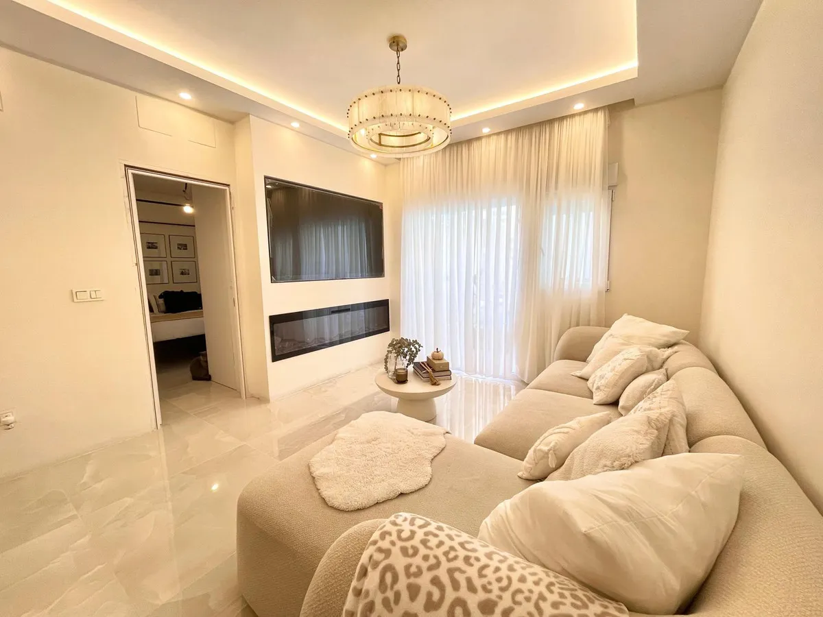 147ba5c2-3428-4808-9db3-edde826ee1fa