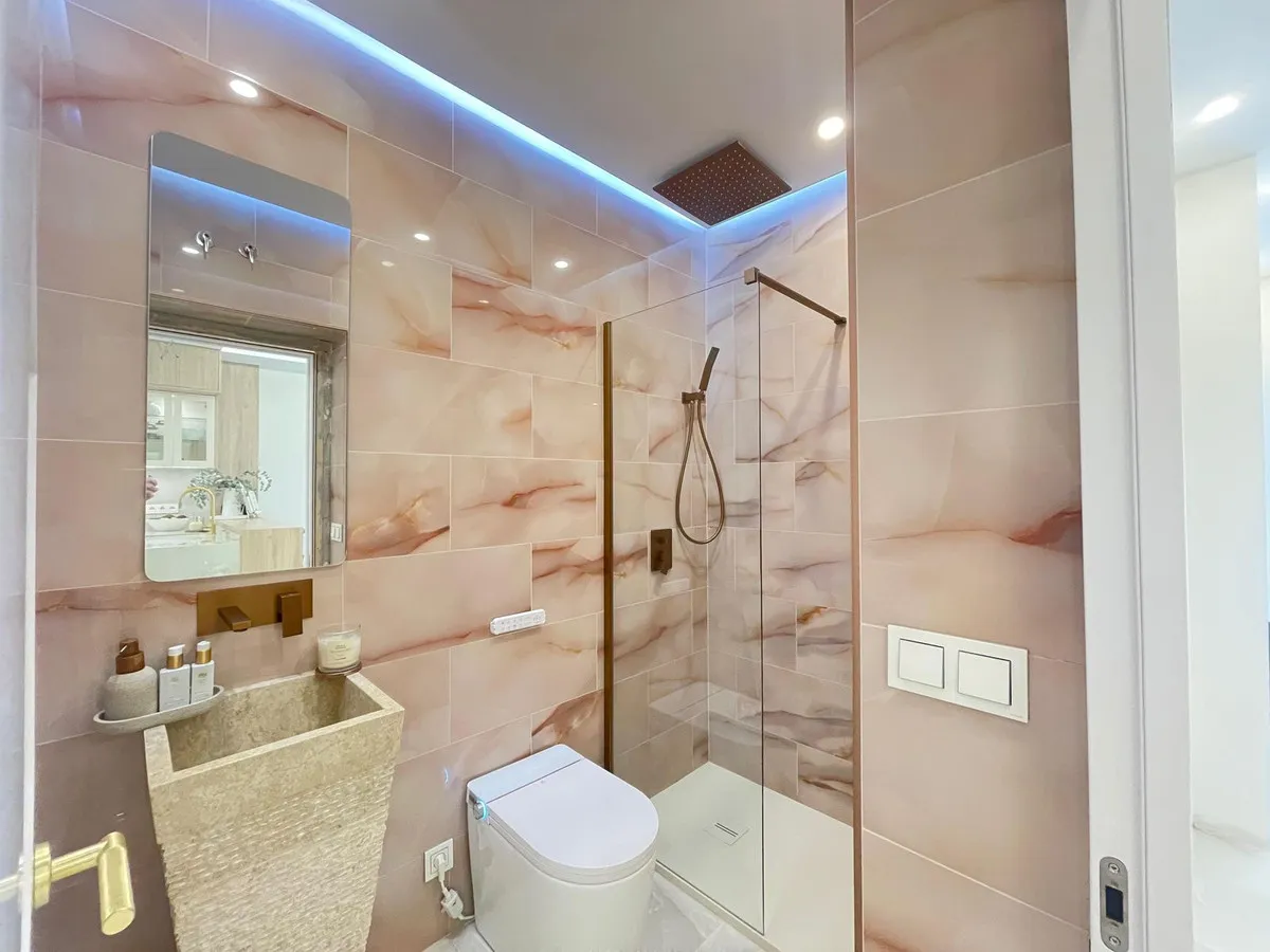 40dc2bd1-7535-41d8-a566-8c780e67475f