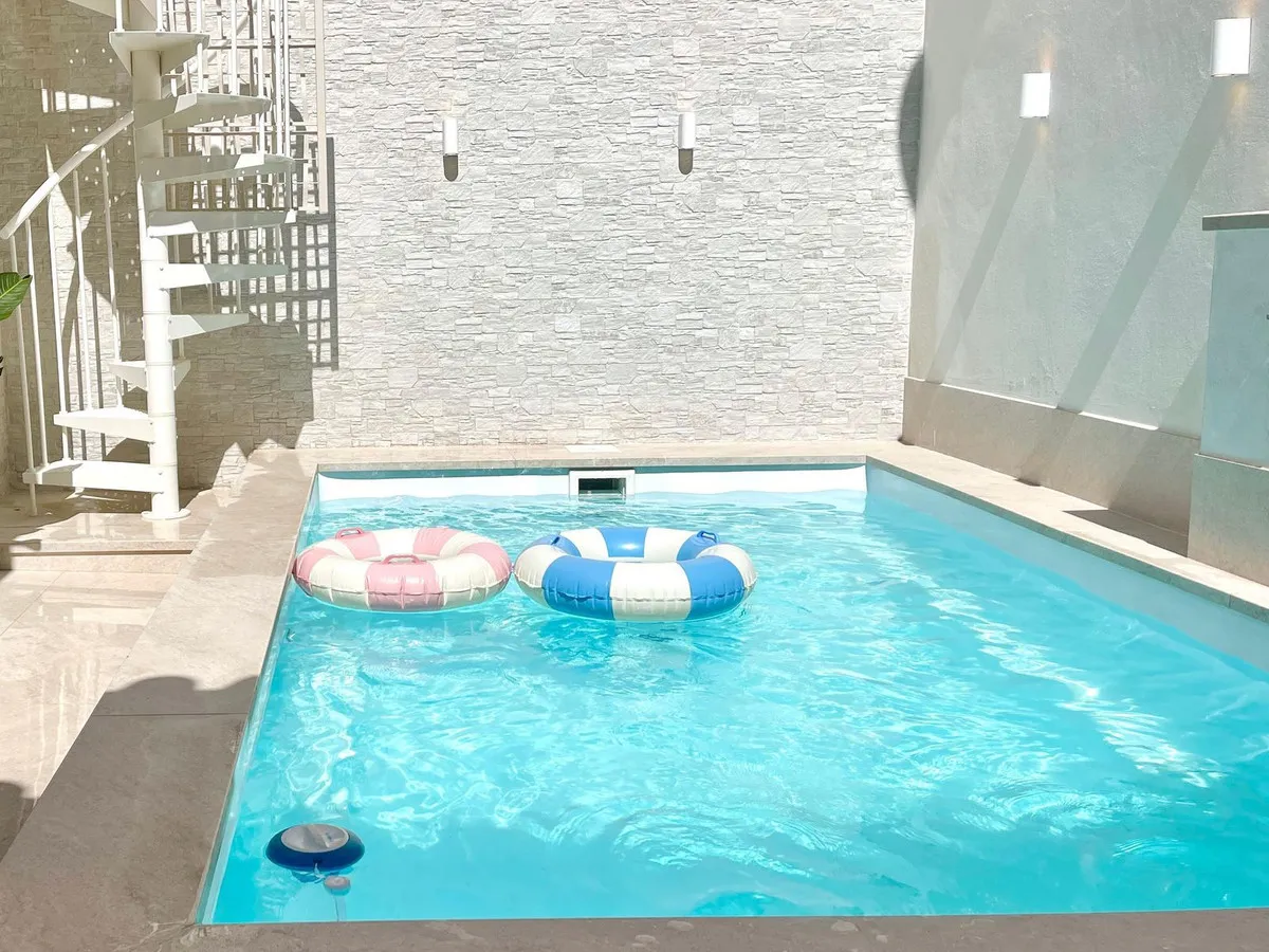 6826f352-27e5-4d35-9973-a7b9941bd241