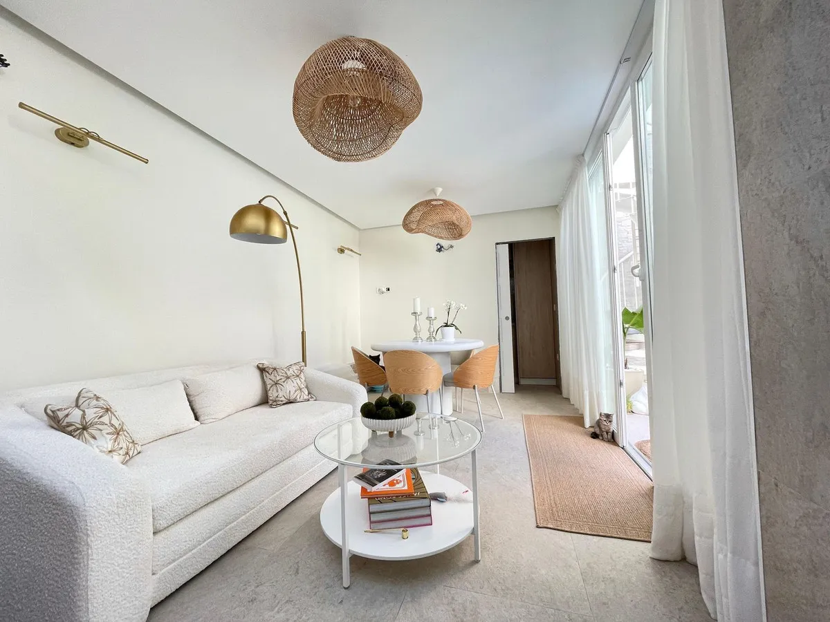 a61a00ea-0c65-46f3-8d33-48aa38001528