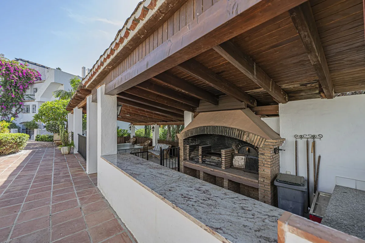 2bd52d55-ce30-4dac-adc3-bdc34e8af655