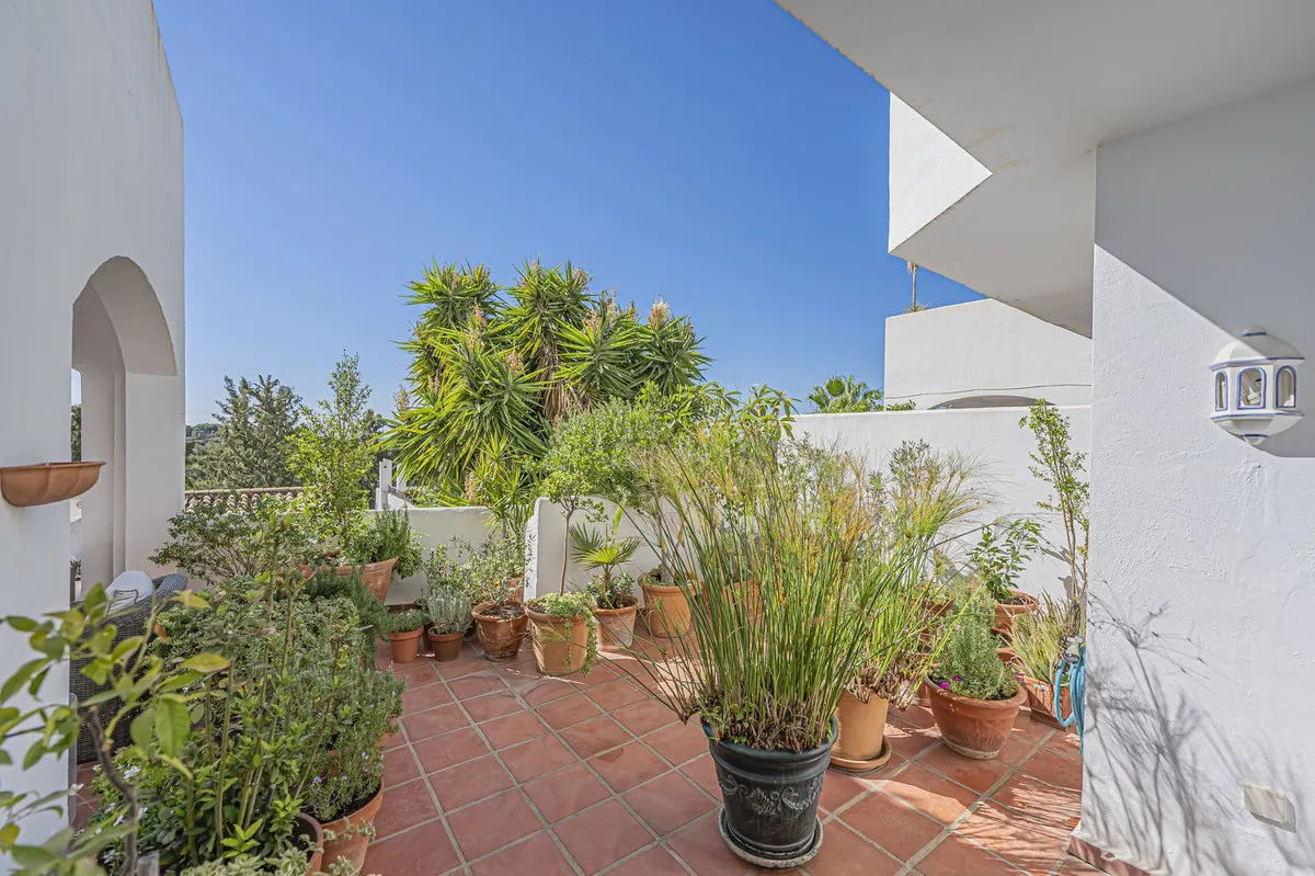 60b2d226-6651-4aa7-bc91-54b7d92d6f99