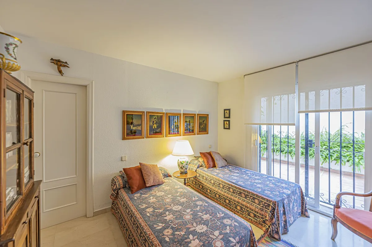 f1ee9427-e022-486a-886b-598248d1b94e