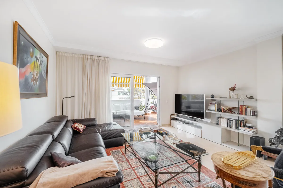 a16d5858-60bc-48d7-8bb3-eb66dad71ee6