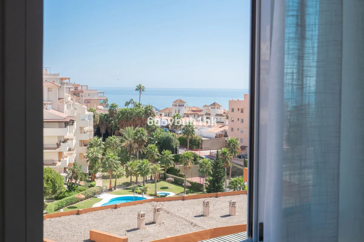 0d0678ca-7012-4c95-94af-c4b04c2b256b