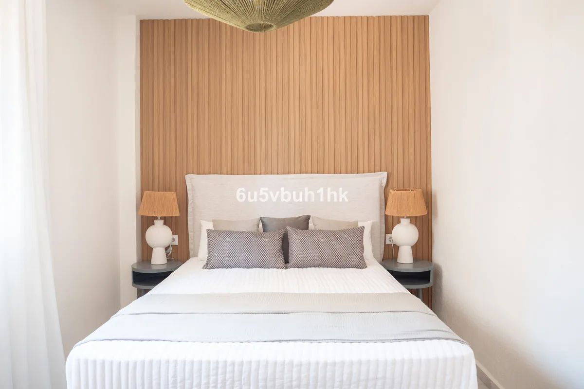 db1738a0-f3d4-4984-90dd-f335db4e15d7