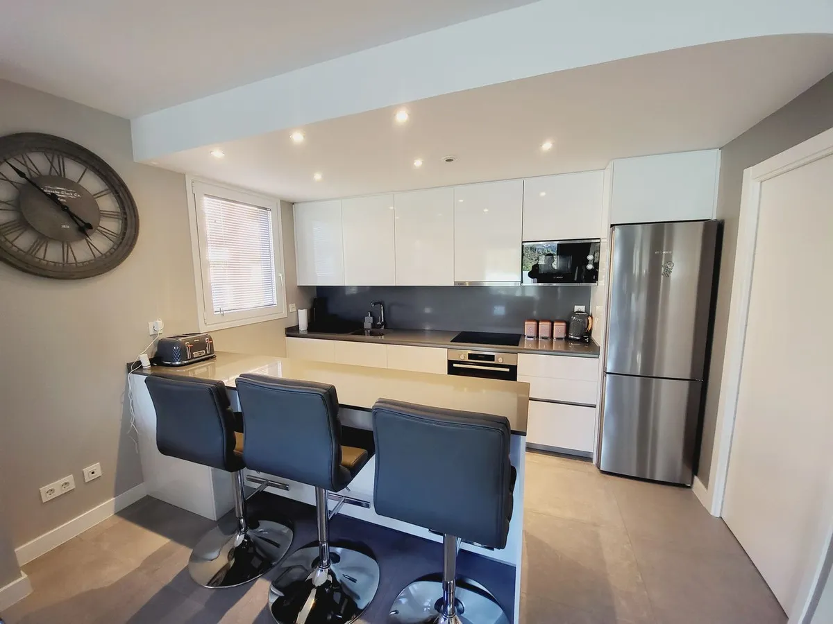 6874972a-2065-4a56-bcc8-5b563752708e