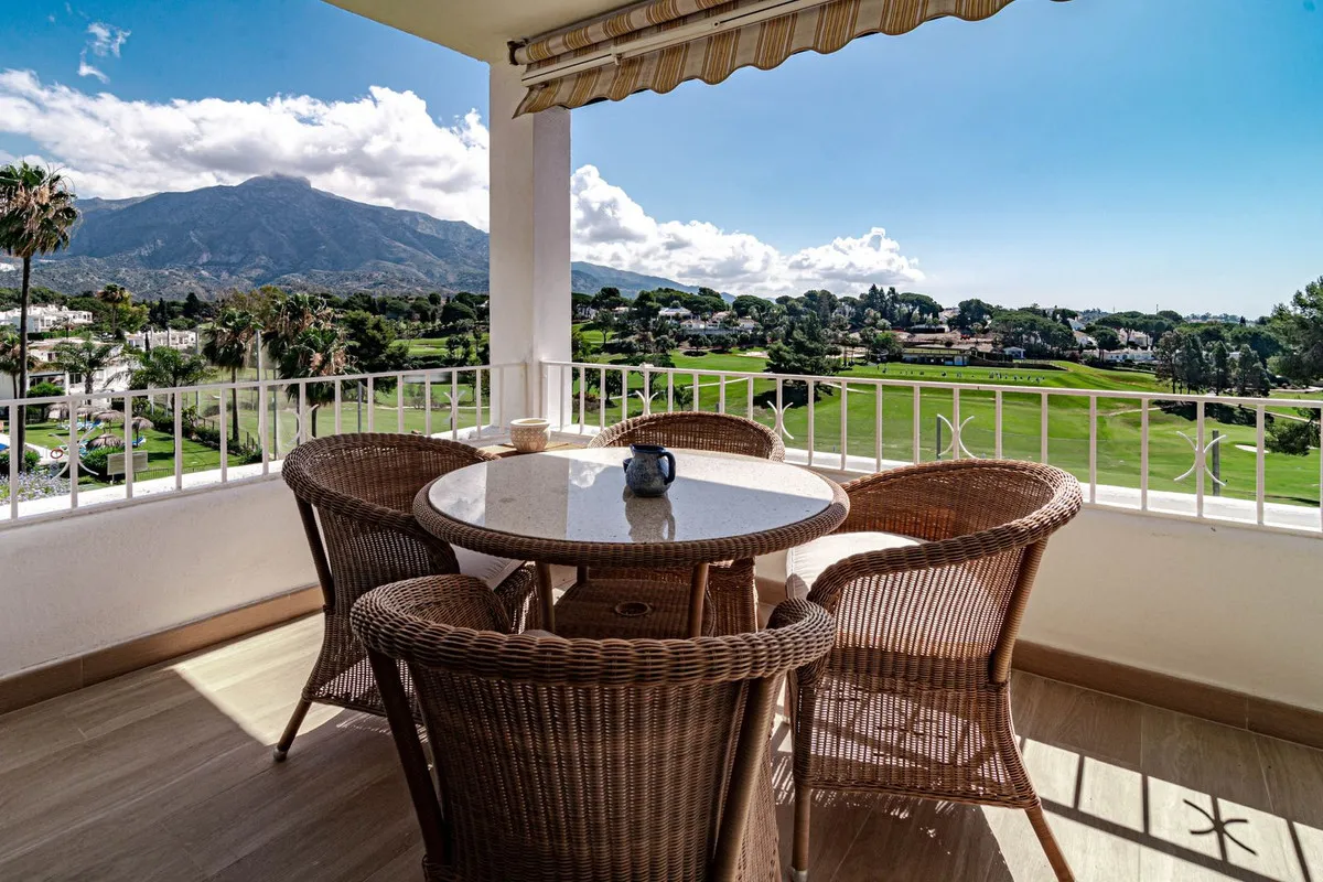 a349efd1-8759-463e-bfbf-663d3081f068