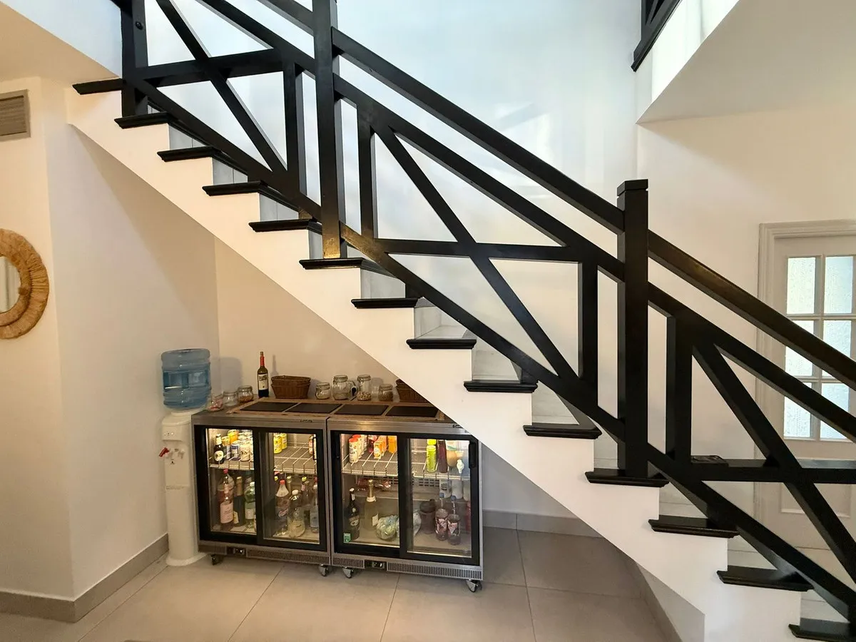 6d97a35b-b7b1-4ab4-8440-472b72bddf6b