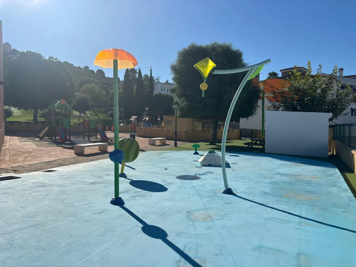 9b61c253-4d45-453f-98c2-f7a59da7b654