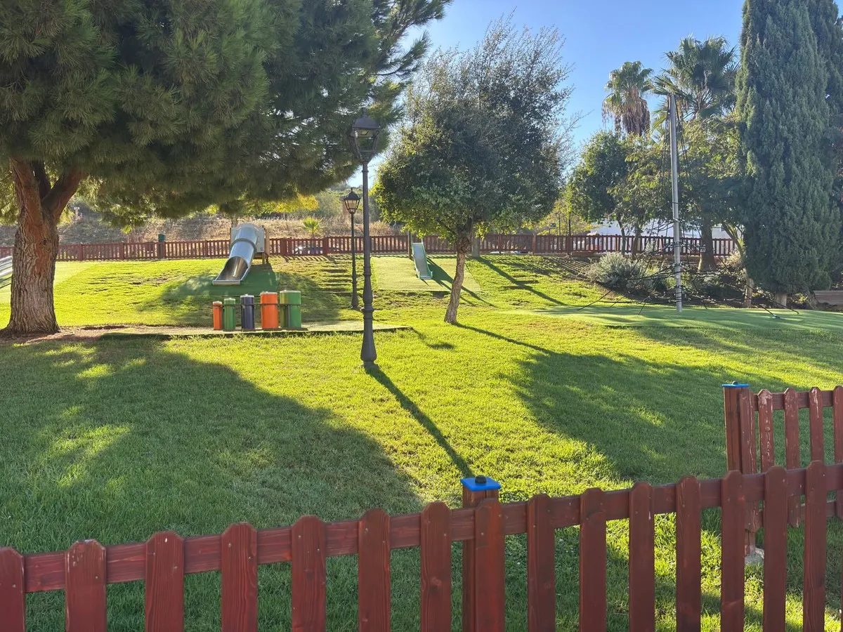 ab9c8a41-740c-4660-bc53-3c5904807875