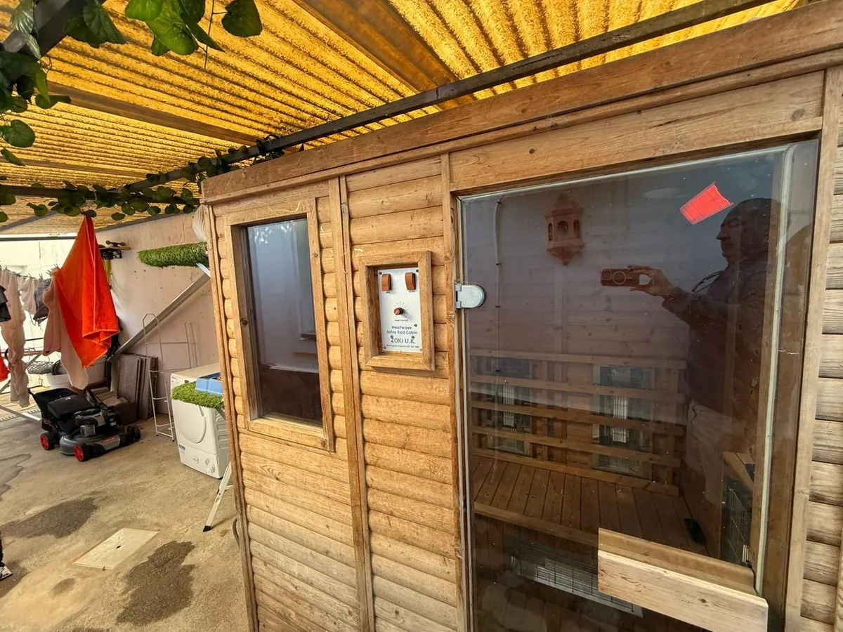 f8110b40-f938-4a75-8707-e92f1f97fbc9