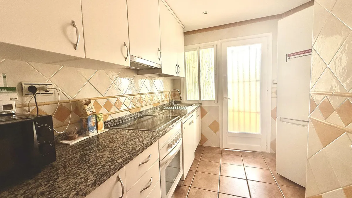 560072ad-9d72-49d9-9514-3083c565c841