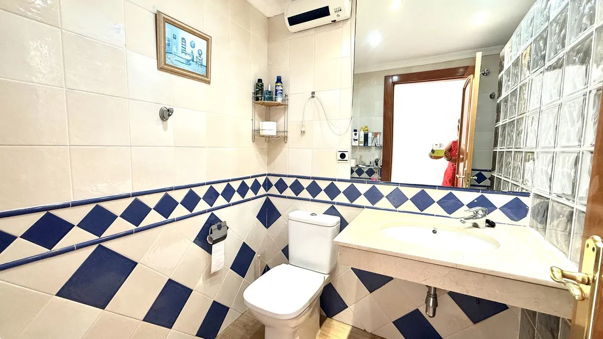 8e0b97f5-8064-4415-ad1f-3530d47687ec