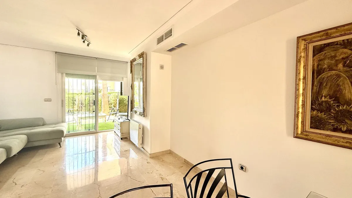 acfc5ced-e4cc-4e64-b102-75b7e8d0a7ef