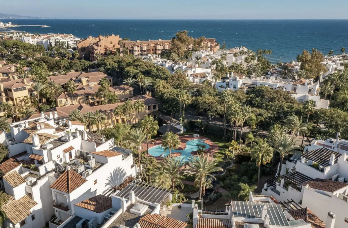 3684270a-da06-4ac0-9cee-93e8d98afe7f