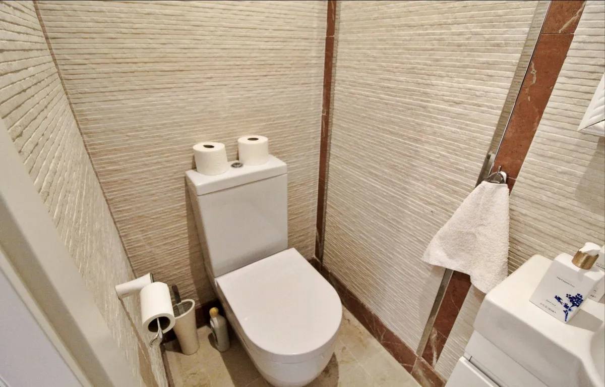 937b53a3-8c3c-48bc-8fb0-3dd44ccb2760