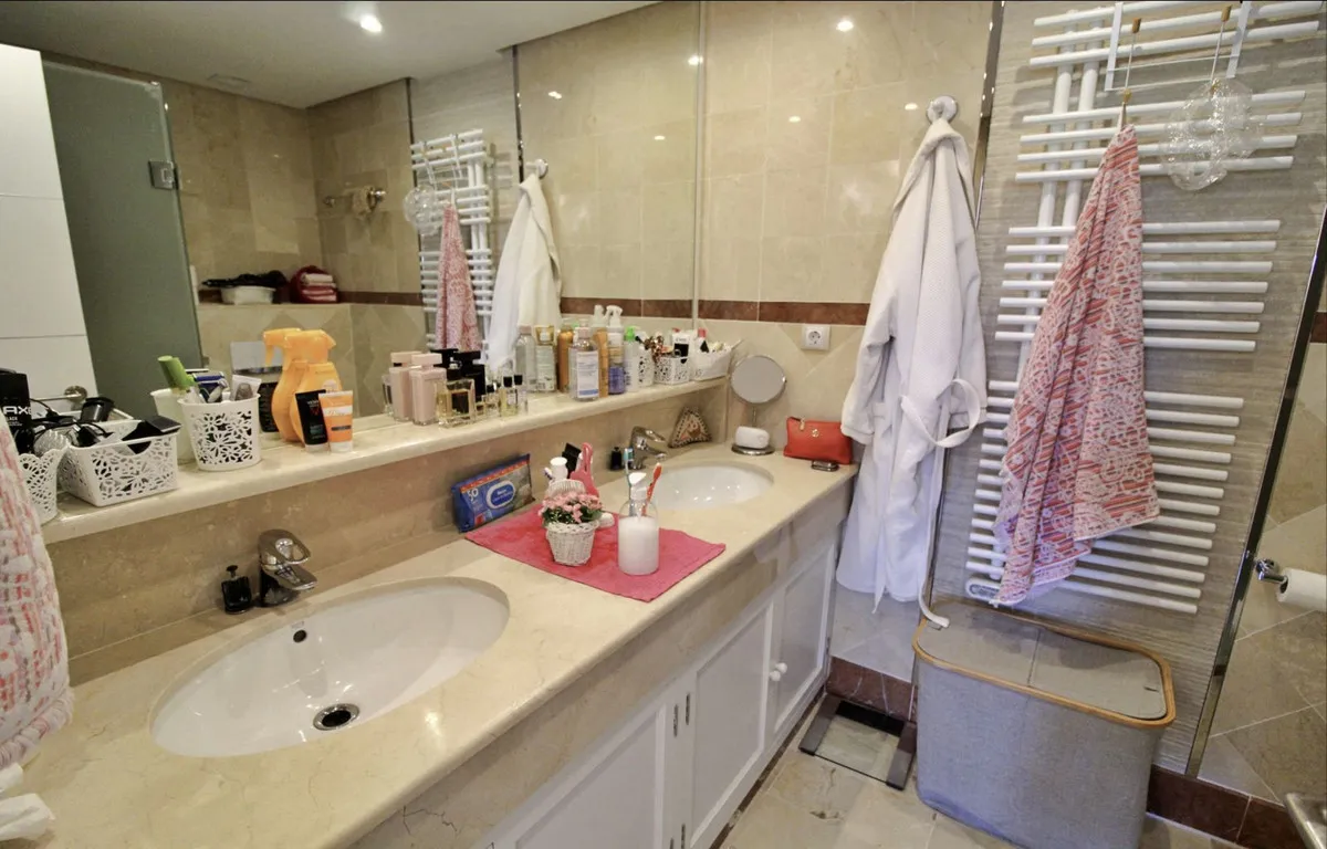 d72a7185-eca7-43a8-baf6-3f136aa17c17