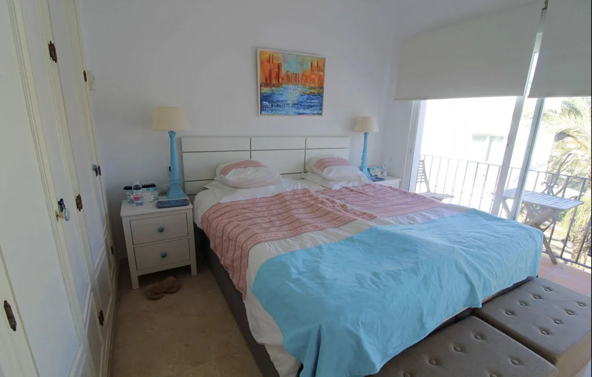 e9369557-7558-4e42-8fb0-798aef362800