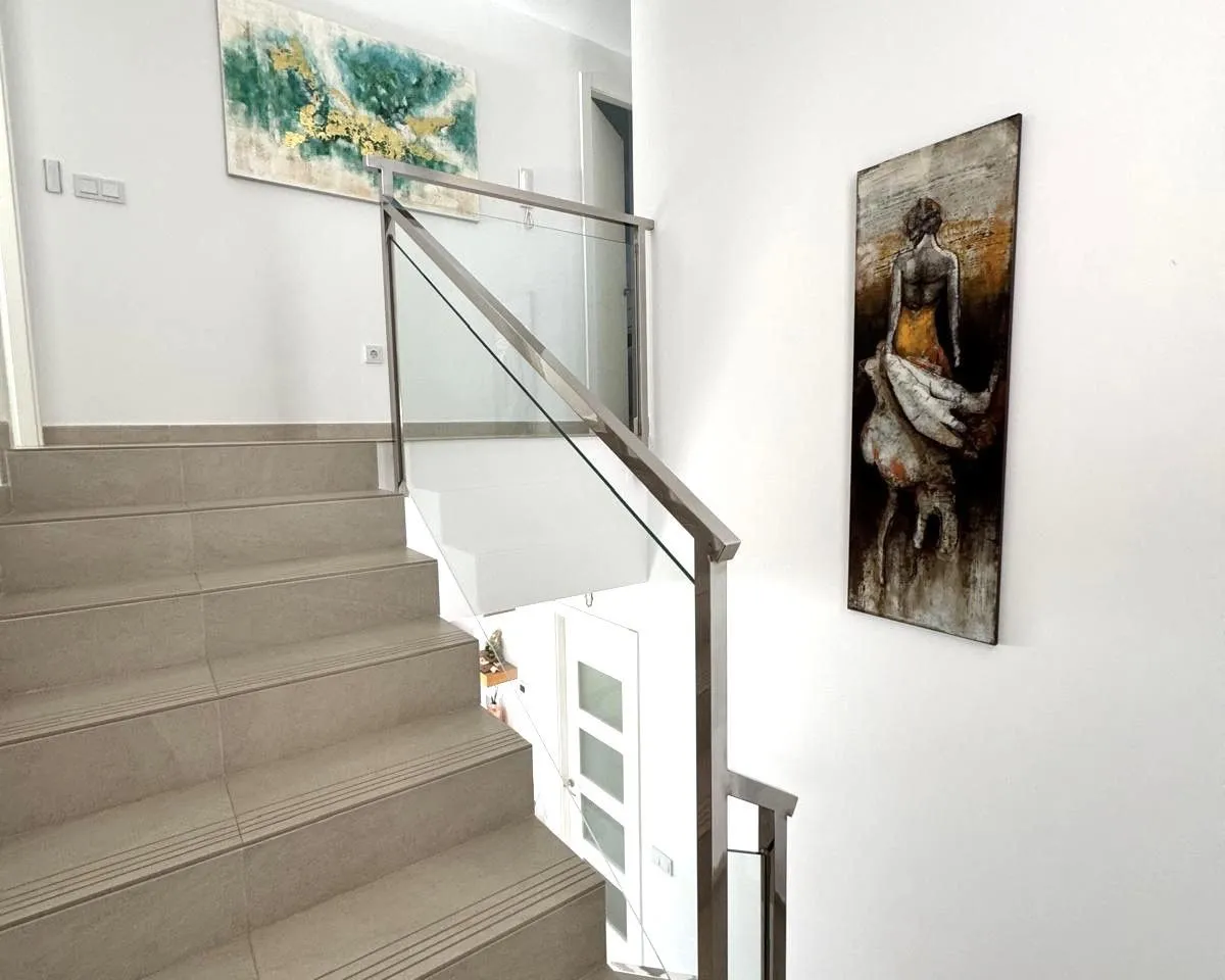 ea4d6548-6d1d-48ca-9ded-c649ebd419b5