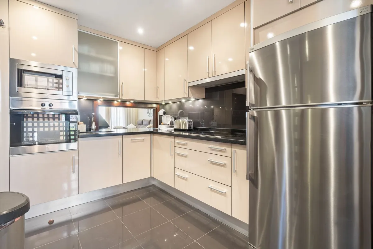 25d473b8-edee-47c6-bdd6-bd9128faef57